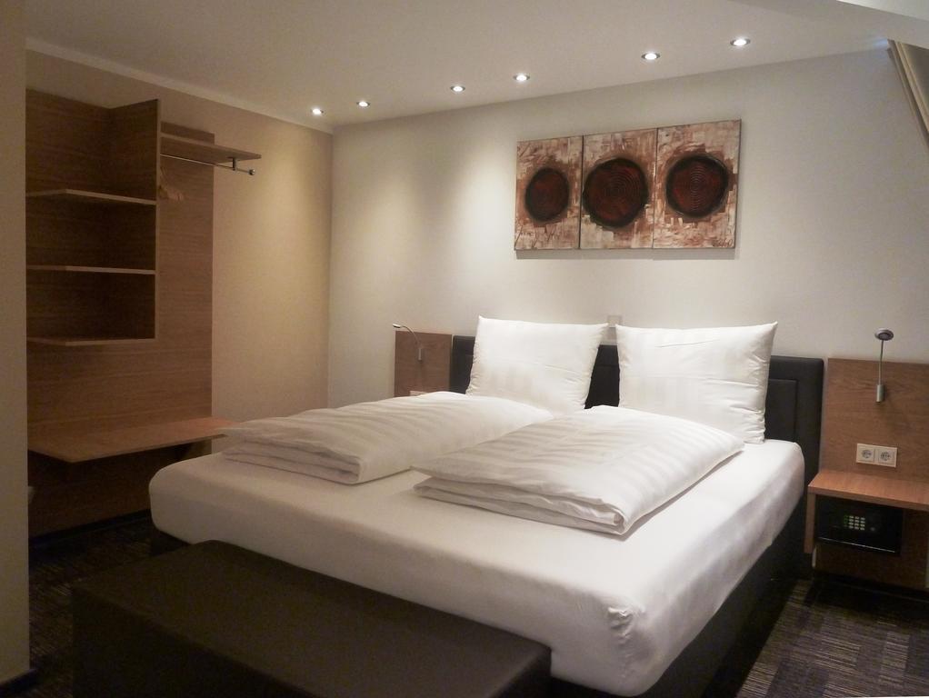Hotel Saline 3 Büdingen Δωμάτιο φωτογραφία